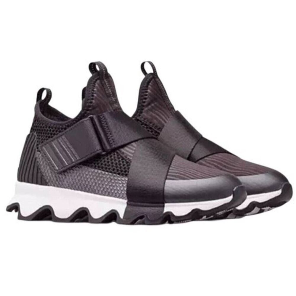 SOREL Kinetic Sneakers Size 8